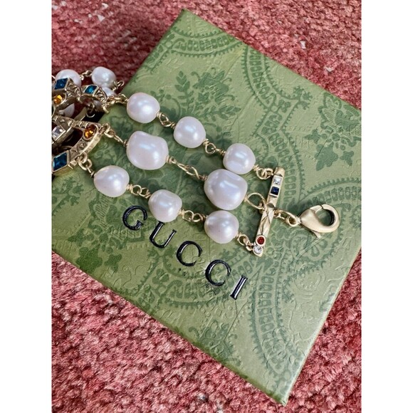 Gucci GG Vintage Pearls and Crystal Row Layered Double G Chain Bracelet - Picture 7 of 8